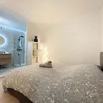 2 Pieces - Parking - Jacuzzi - Food & Drink - Appartamento *