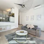 2 Pieces - Parking - Jacuzzi - Food & Drink - Appartamento Mentone