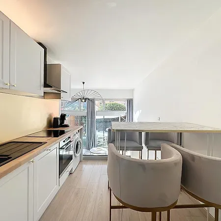 2 Pieces - Parking - Jacuzzi - Food & Drink - Appartement *