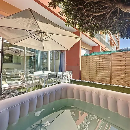 2 Pieces - Parking - Jacuzzi - Food & Drink - Apartman *